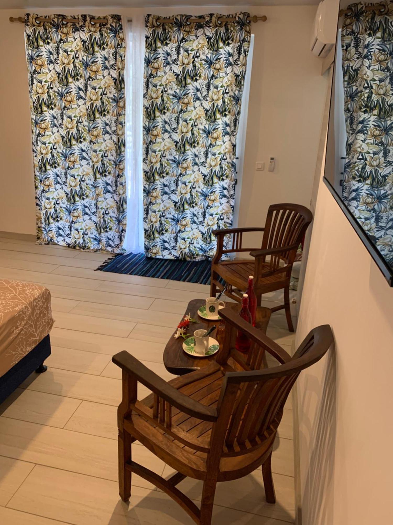 A Tomo Mai Homestay, Close To Airport, Private Bathroom Free Parking And Wifi With High Connection And Breakfast Optional فا المظهر الخارجي الصورة